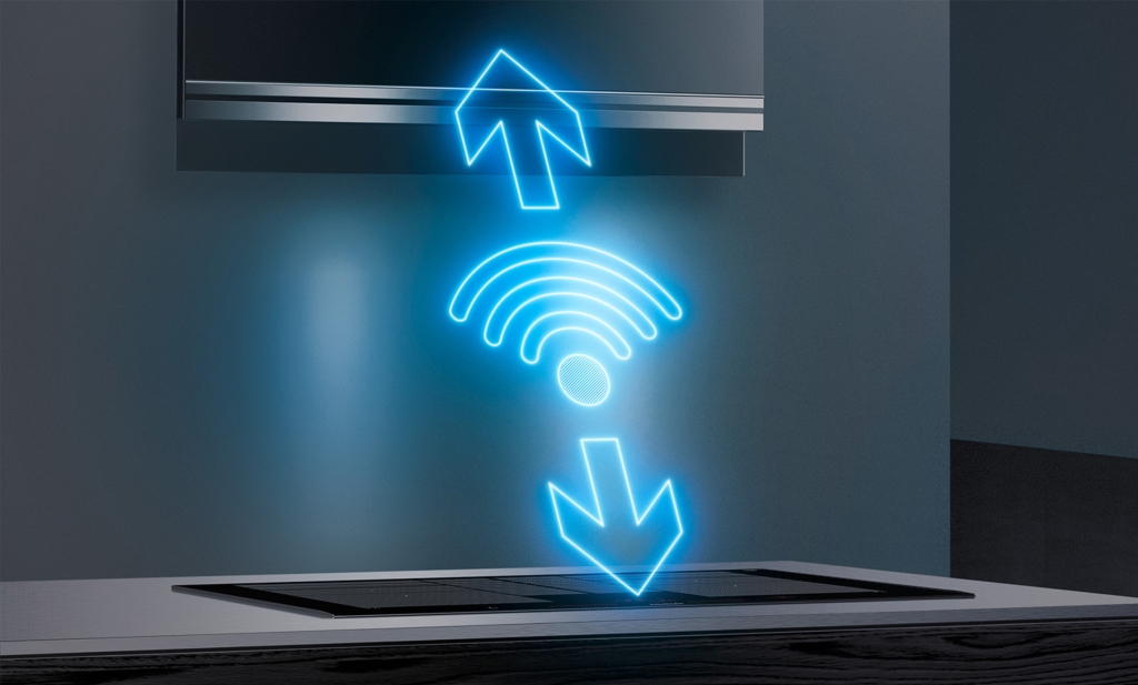modernes smartes Kochen, Cook connect: Kochfeld und Dunstabzug werden über W-Lan verbunden